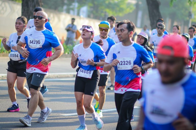 Co zabrać na pierwszy start – lista niezbędnika biegacza